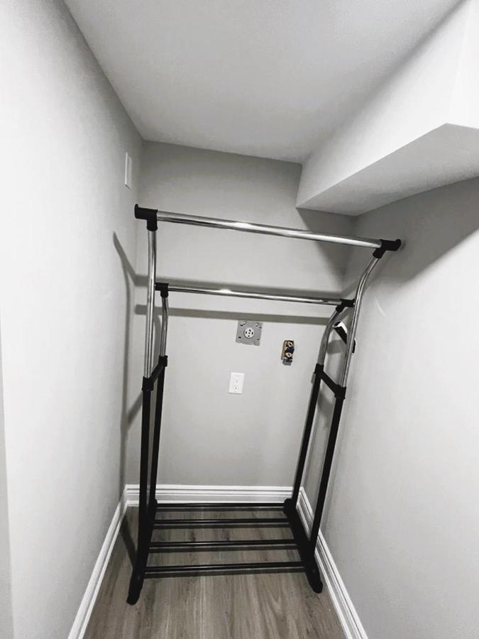 Beautiful Basement Niagara Falls